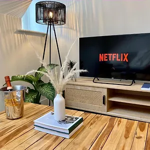 Luxury Scandi Inspired 1 Bed Town Centre Bournemouth